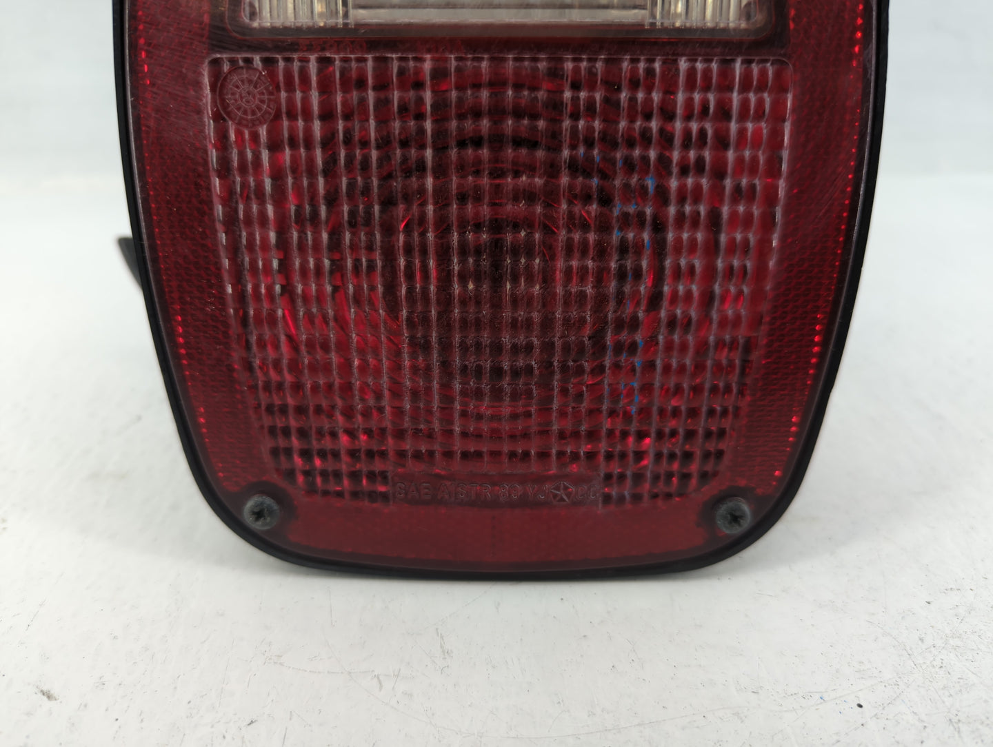 1998-2006 Jeep Wrangler Tail Light Assembly Passenger Right OEM P/N:56018648 Fits OEM Used Auto Parts - Oemusedautoparts1.co