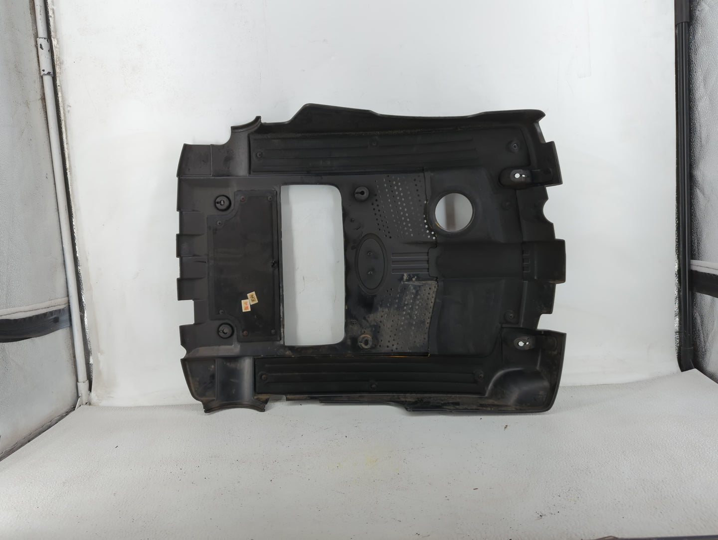 2006 Kia Amanti Engine Cover - Oemusedautoparts1.com