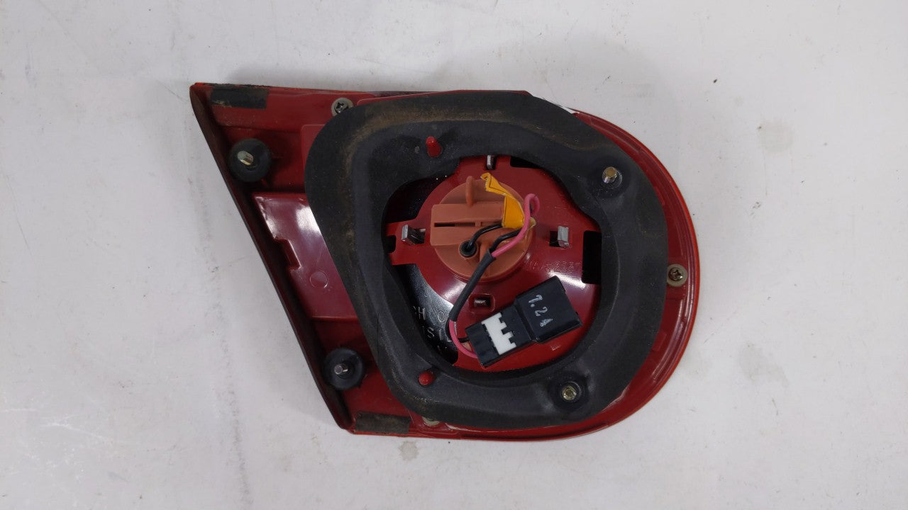 2006 Kia Amanti Tail Light Assembly Passenger Right OEM P/N:92402-3F Fits Fits 2004 2005 OEM Used Auto Parts - Oemusedautopa