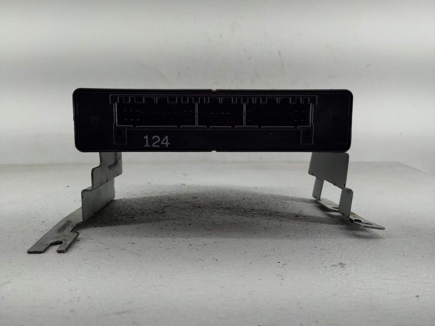 2005-2006 Kia Optima Chassis Control Module Ccm Bcm Body Control - Oemusedautoparts1.com