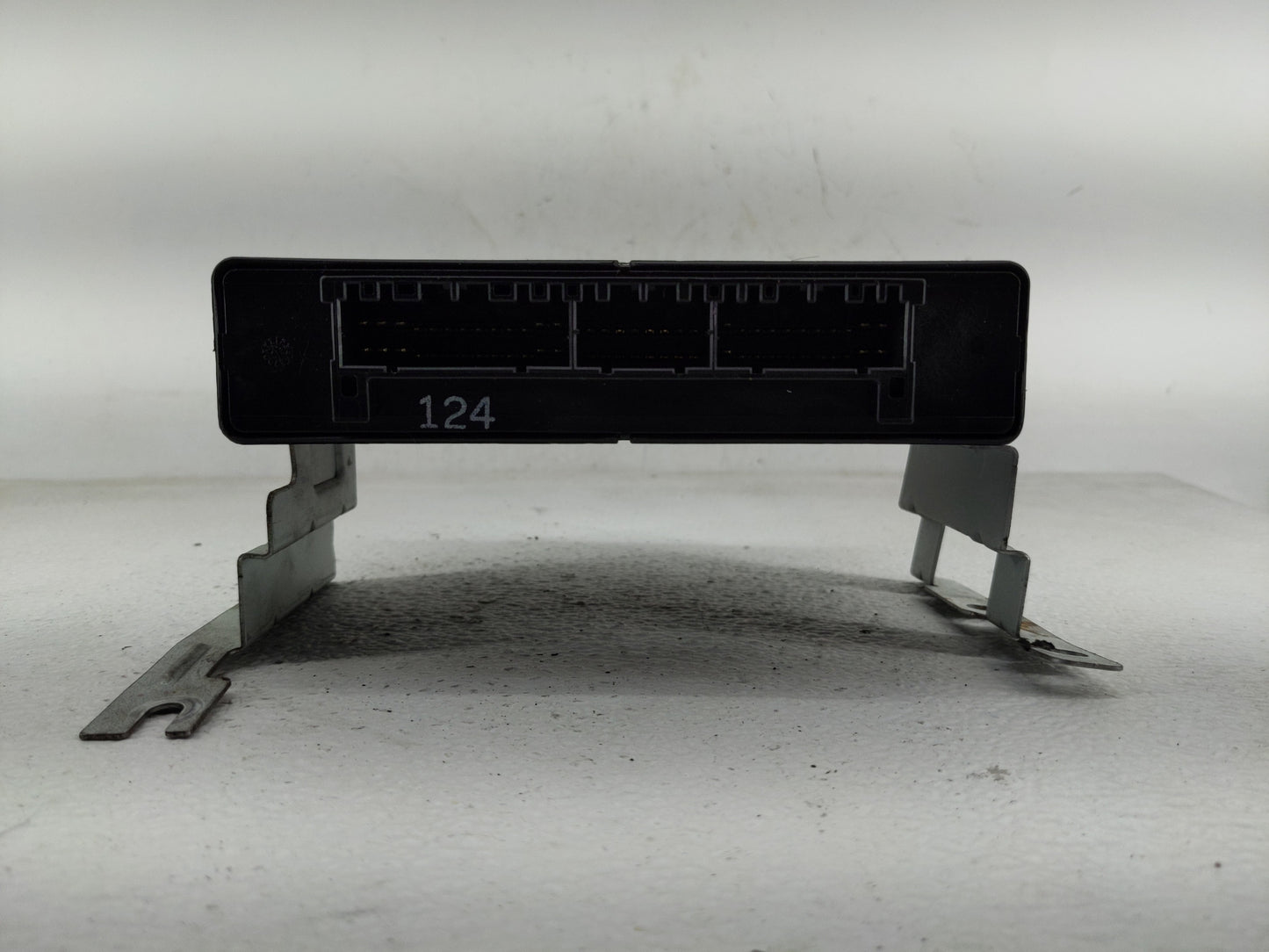2005-2006 Kia Optima Chassis Control Module Ccm Bcm Body Control - Oemusedautoparts1.com