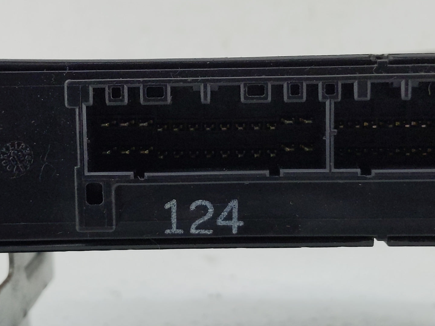 2005-2006 Kia Optima Chassis Control Module Ccm Bcm Body Control - Oemusedautoparts1.com
