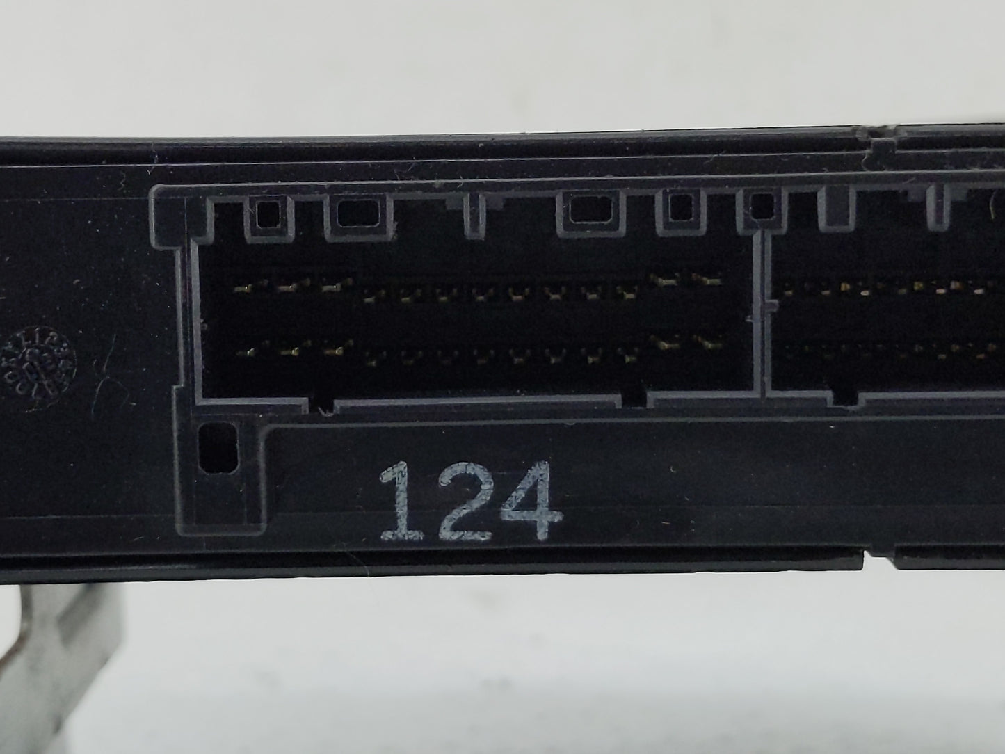 2005-2006 Kia Optima Chassis Control Module Ccm Bcm Body Control - Oemusedautoparts1.com