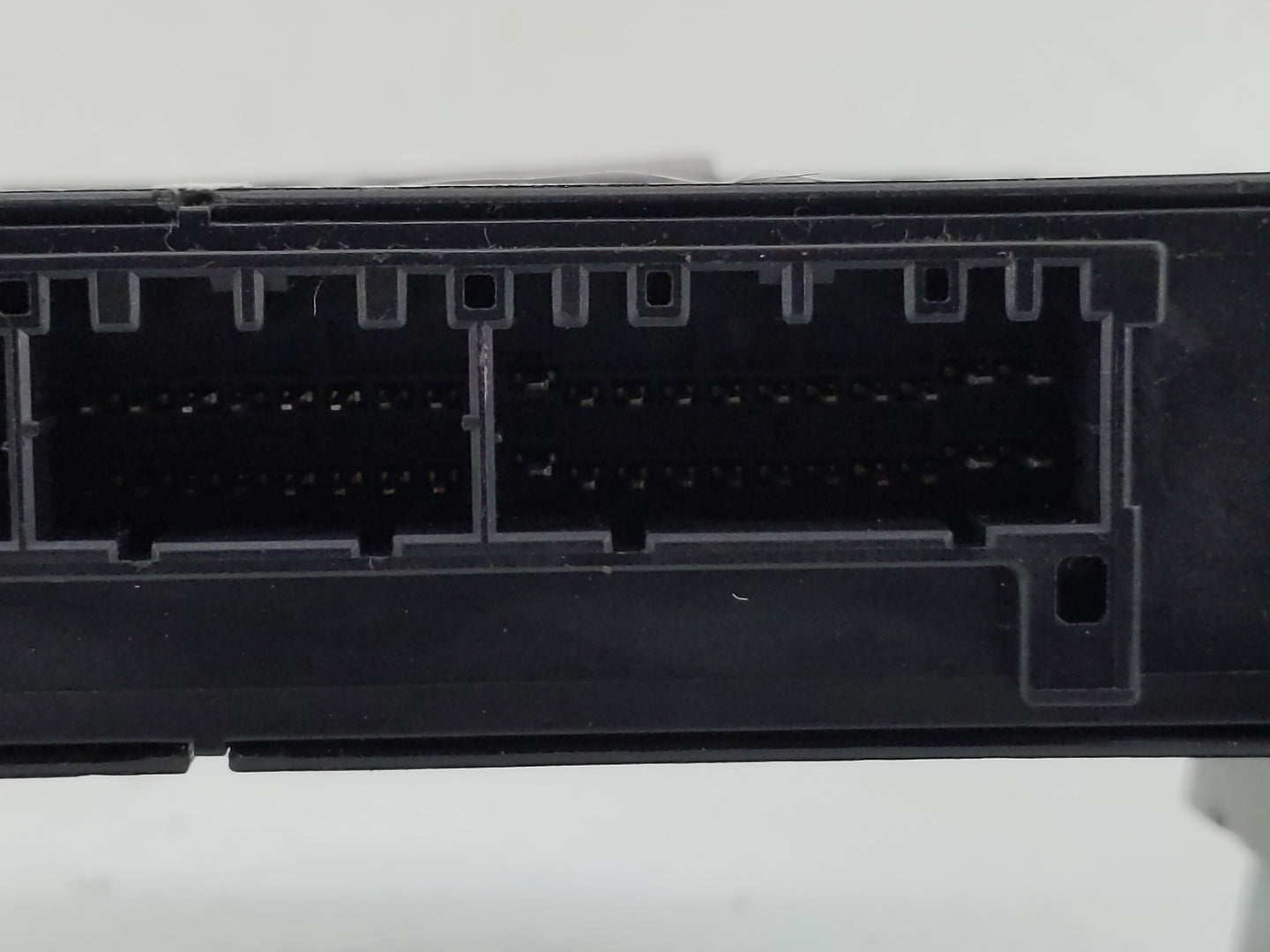 2005-2006 Kia Optima Chassis Control Module Ccm Bcm Body Control - Oemusedautoparts1.com