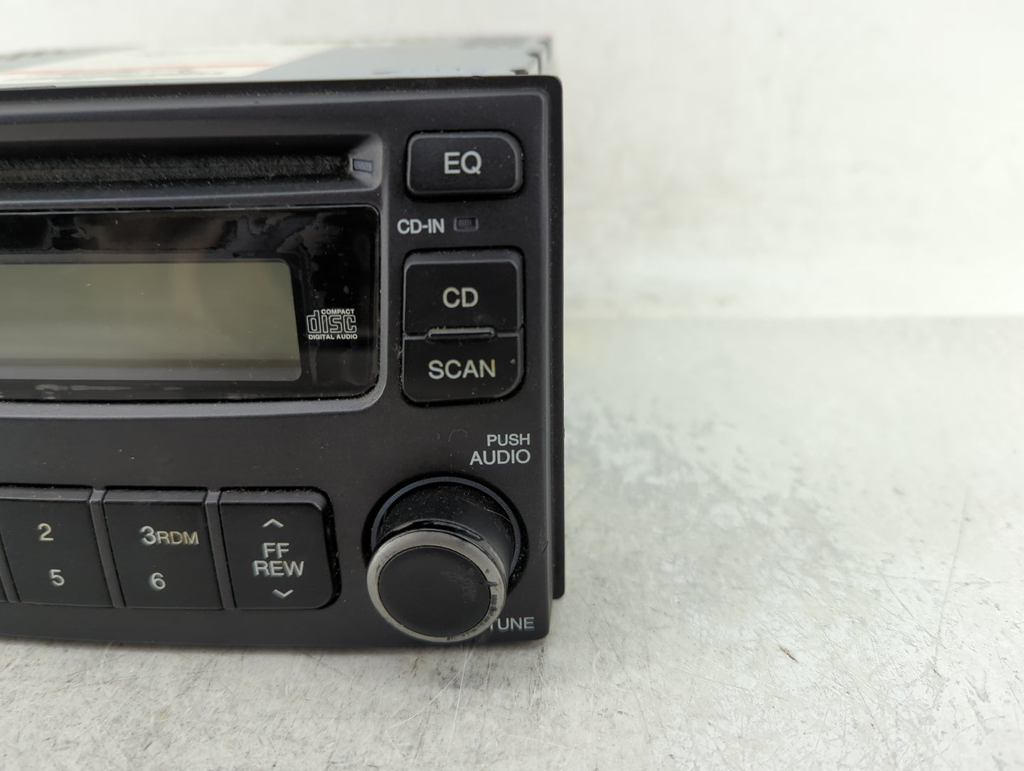 2006-2007 Kia Optima Radio AM FM Cd Player Receiver Replacement P/N:96140-2G150 Fits Fits 2006 2007 OEM Used Auto Parts - Oe