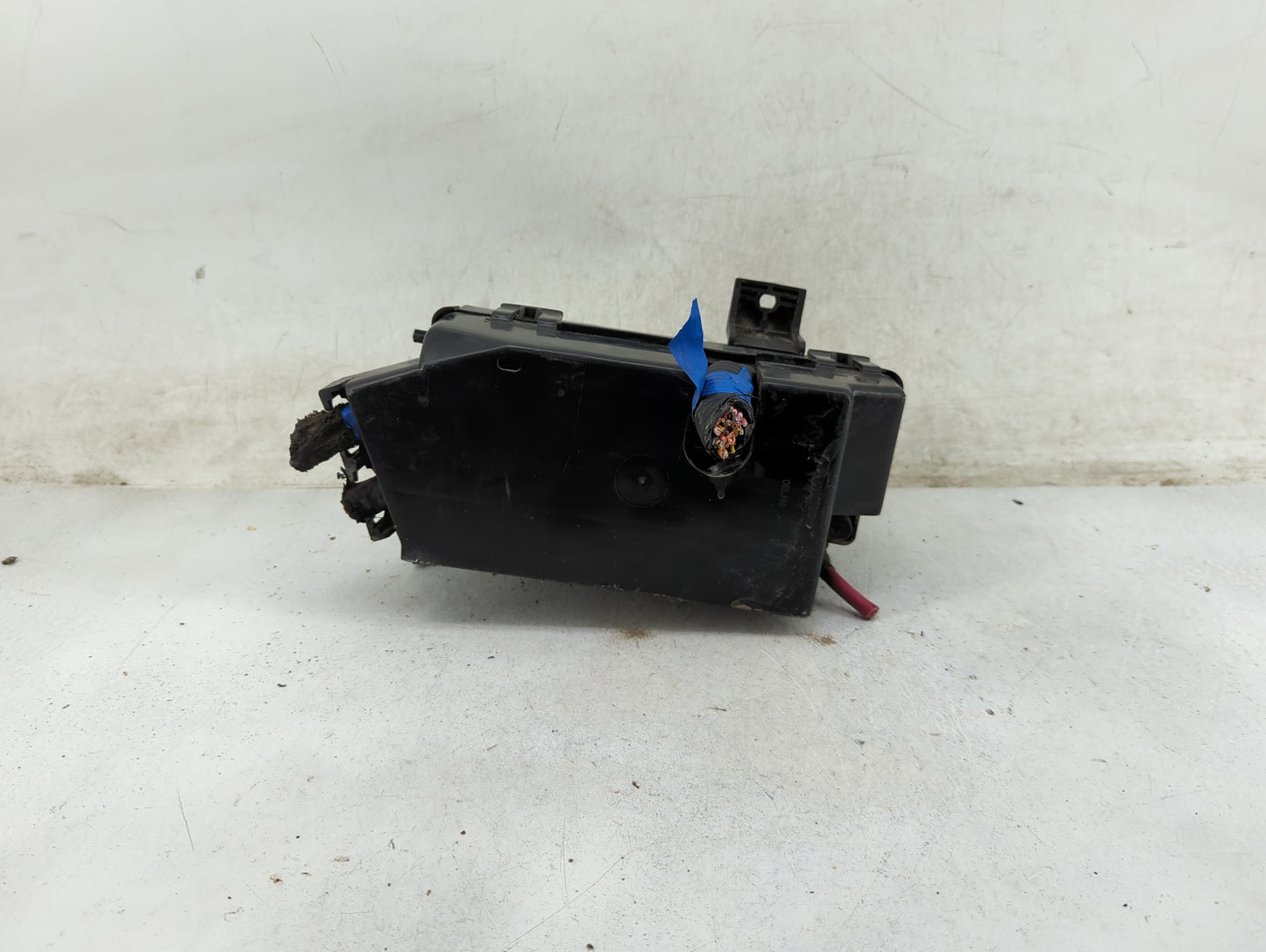 2006 Kia Optima Fusebox Fuse Box Panel Relay Module P/N:95220-38000 95225-38000, 95230-38300, 3C100 Fits OEM Used Auto Parts
