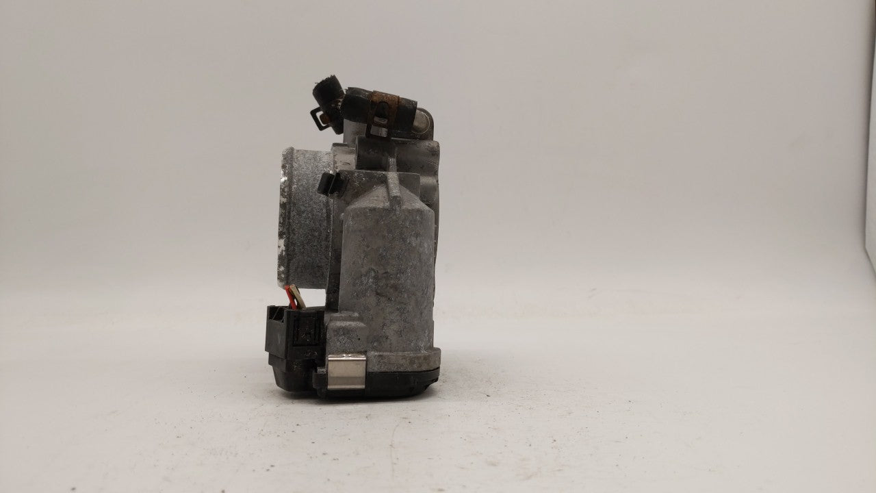 2006-2010 Kia Optima Throttle Body P/N:35100-25400 35100-25200 Fits Fits 2006 2007 2008 2009 2010 2011 2012 2013 OEM Used Au