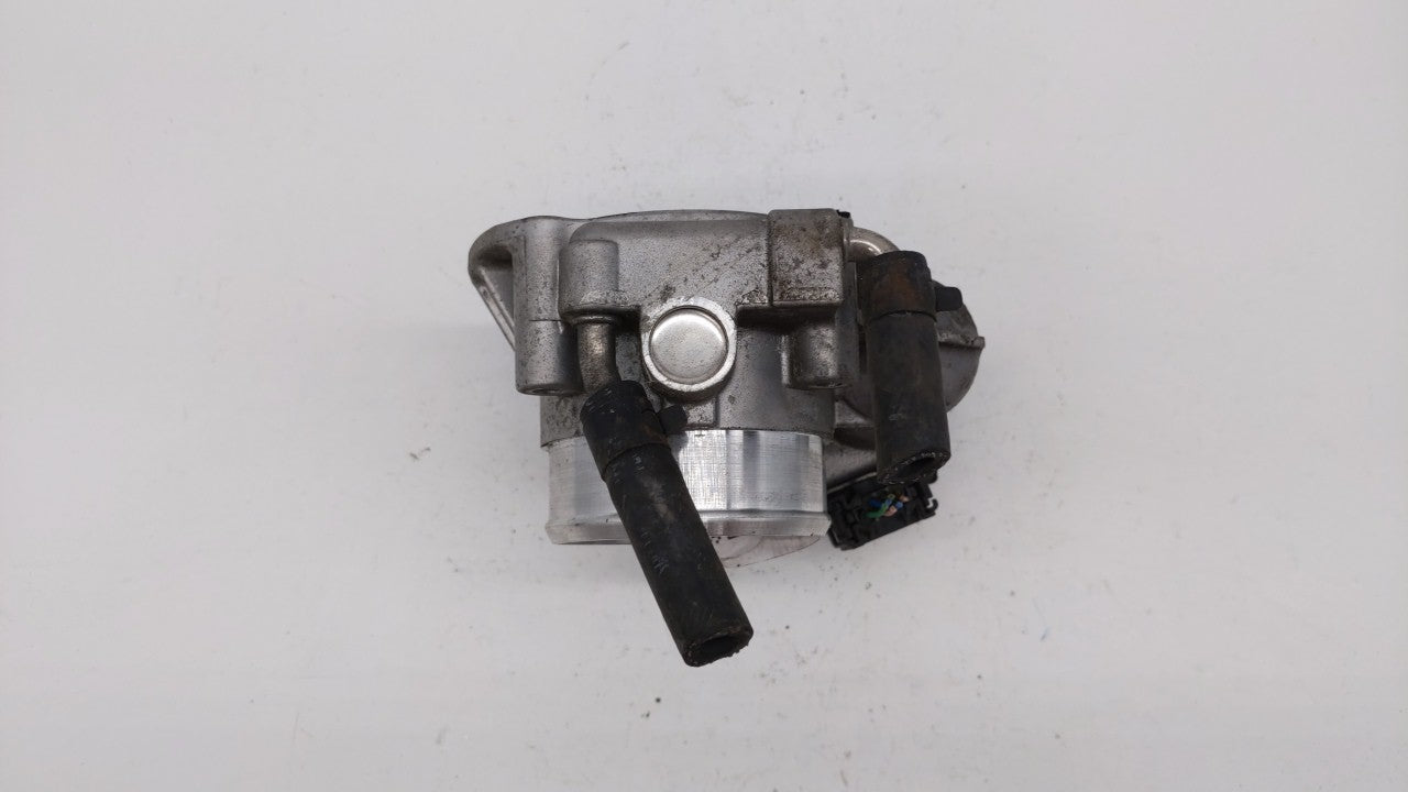 2006-2010 Kia Optima Throttle Body P/N:35100-25400 35100-25200 Fits Fits 2006 2007 2008 2009 2010 2011 2012 2013 OEM Used Au