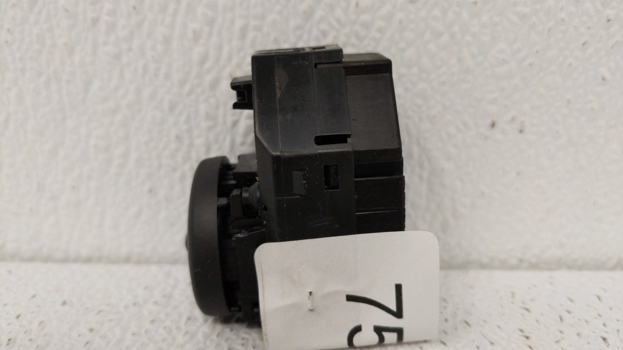 2006-2008 Kia Optima Master Power Window Switch Replacement Driver Side Left P/N:457480 Fits Fits 2006 2007 2008 OEM Used Au