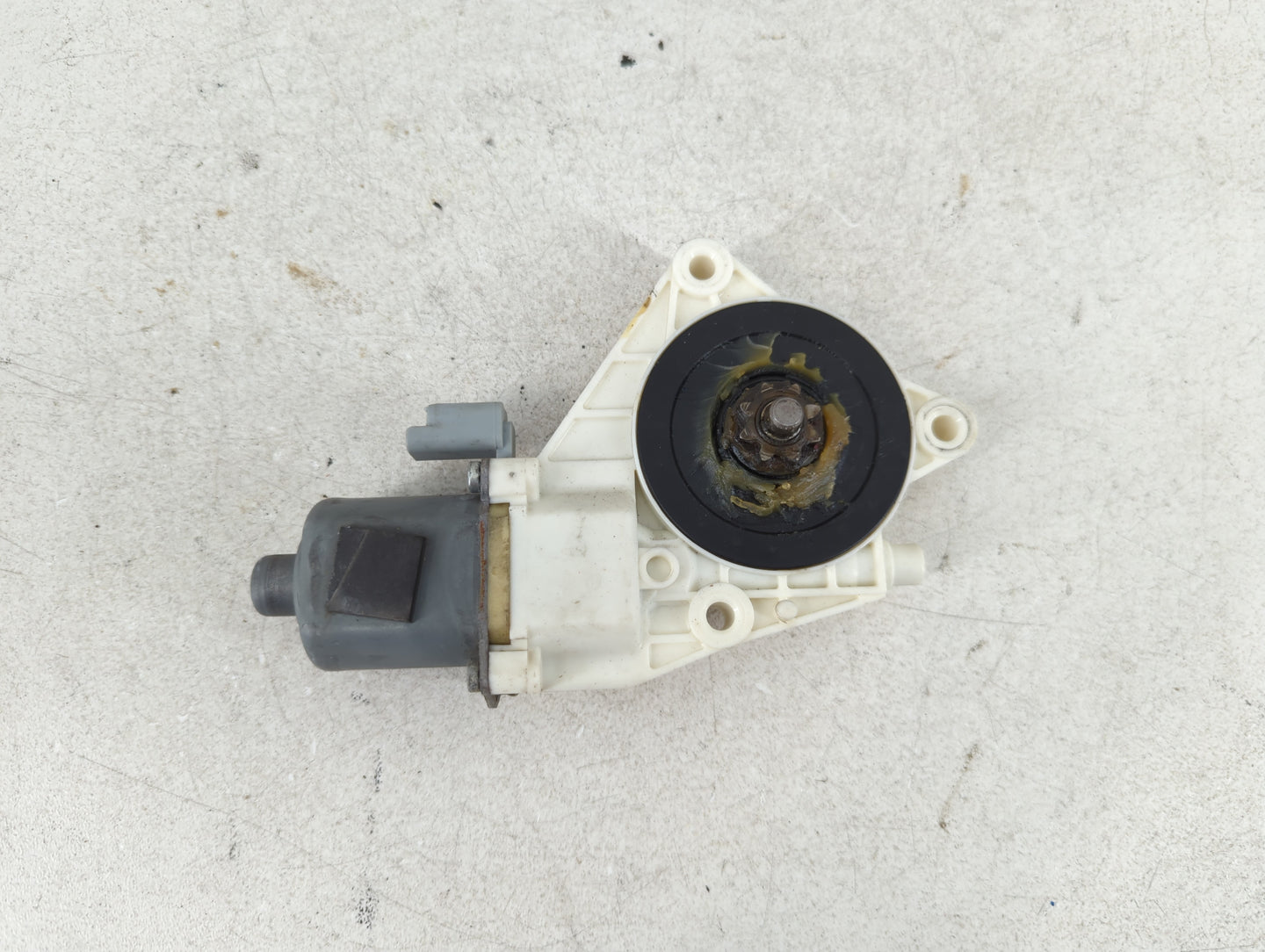 2006-2010 Kia Optima Driver Front Left Power Window Motor - Oemusedautoparts1.com