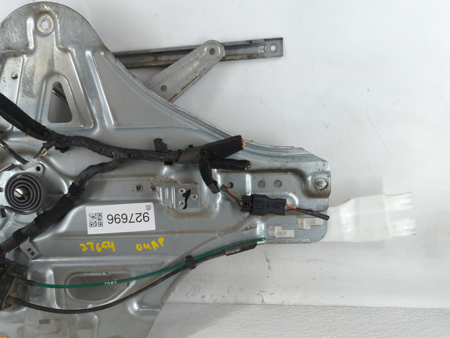 2003-2006 Kia Optima Used Window Regulator Passenger Front - Oemusedautoparts1.com