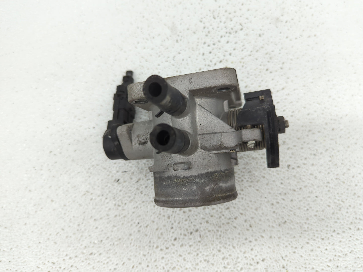 2006-2011 Kia Rio Throttle Body P/N:35170-26900 35100-26860 Fits Fits 2006 2007 2008 2009 2010 2011 OEM Used Auto Parts - Oe