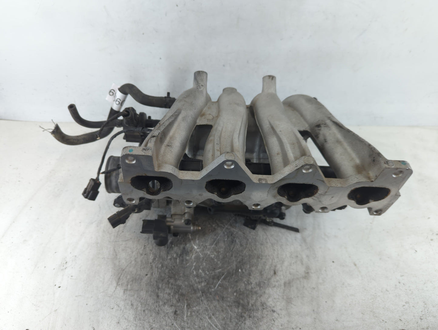 2006 Kia Rio Air Intake Manifold P/N:8328230 35341-25855 Fits OEM Used Auto Parts - Oemusedautoparts1.com