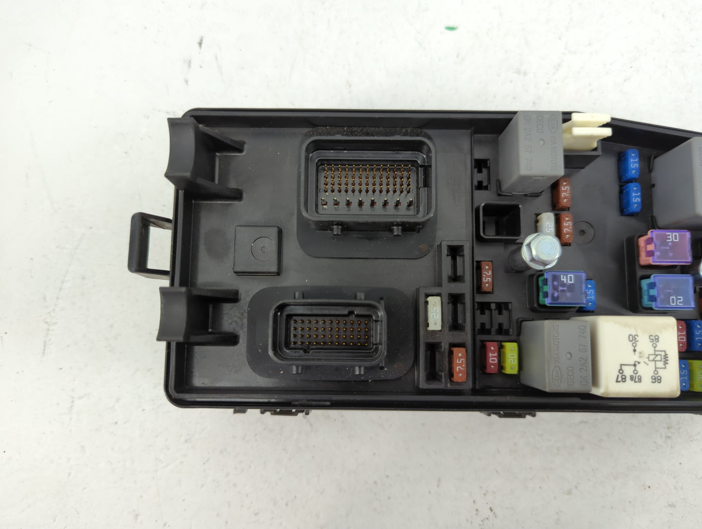2006-2010 Kia Sedona Fusebox Fuse Box Panel Relay Module P/N:91950 4D040 Fits Fits 2006 2007 2008 2009 2010 OEM Used Auto Pa