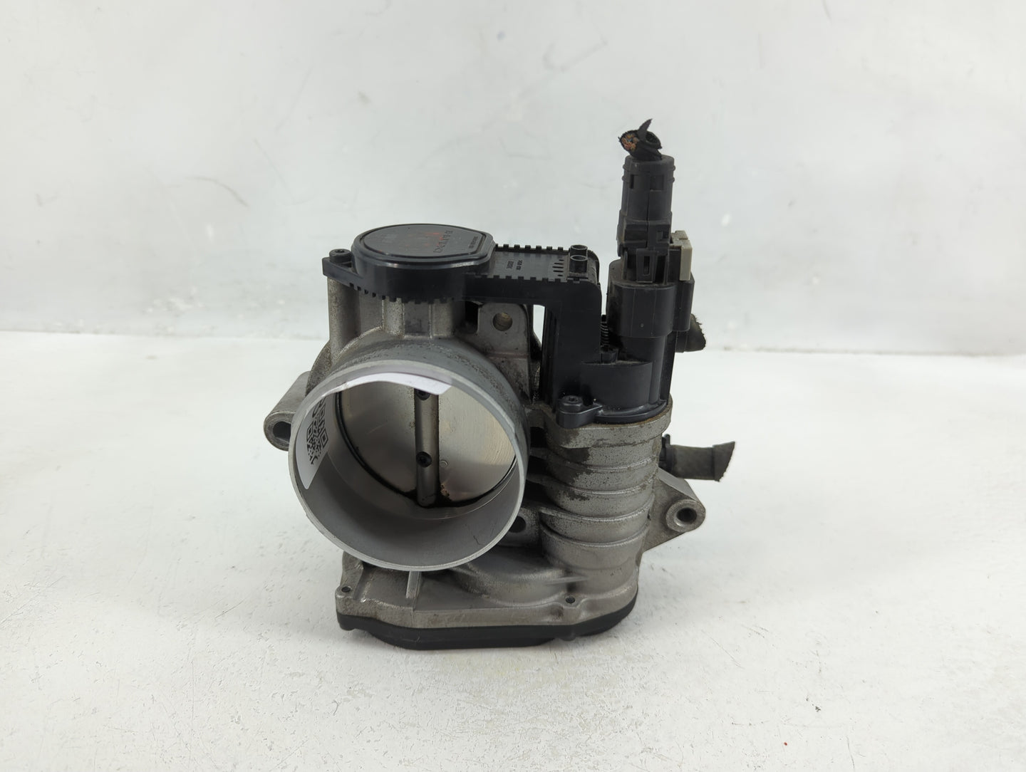 2006-2010 Kia Sedona Throttle Body P/N:35100-3C200 Fits Fits 2006 2007 2008 2009 2010 2011 2012 OEM Used Auto Parts - Oemuse