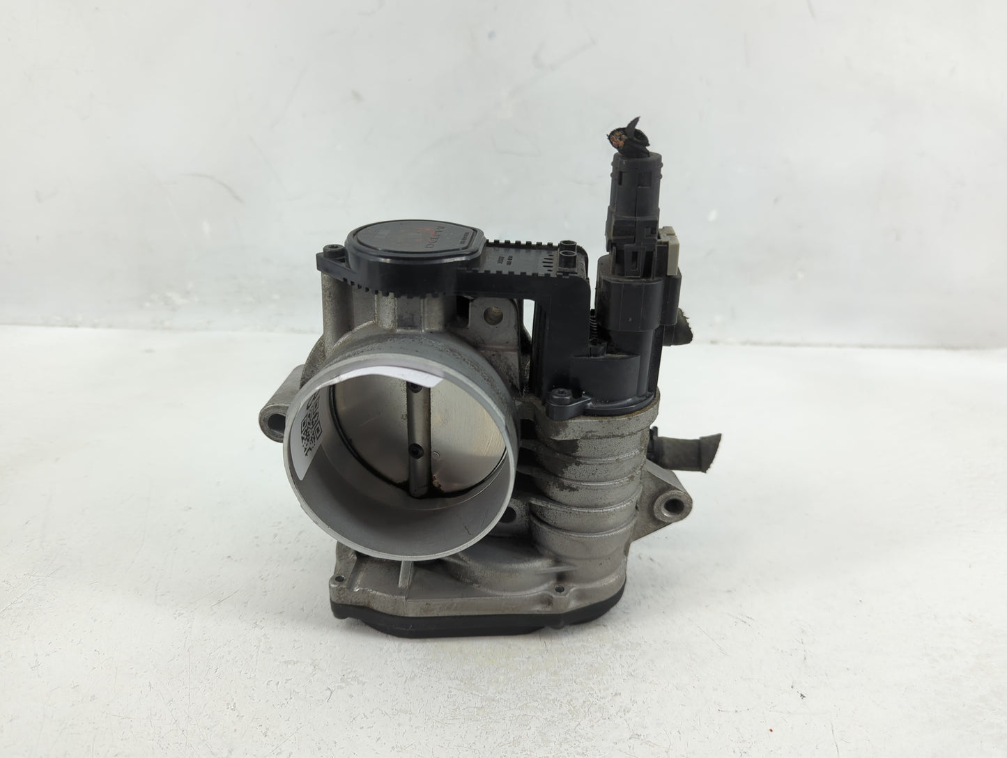 2006-2010 Kia Sedona Throttle Body P/N:35100-3C200 Fits Fits 2006 2007 2008 2009 2010 2011 2012 OEM Used Auto Parts - Oemuse