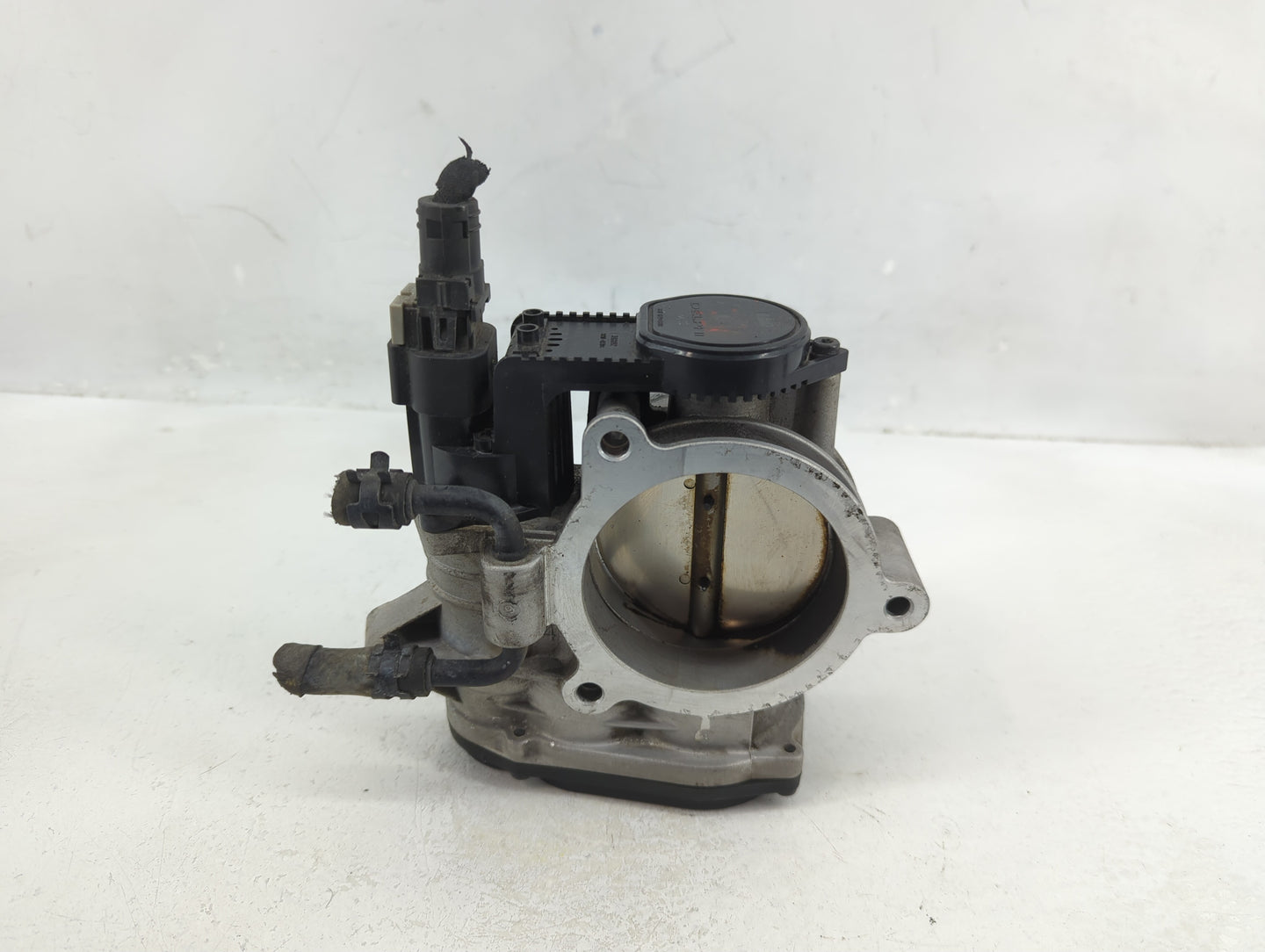 2006-2010 Kia Sedona Throttle Body P/N:35100-3C200 Fits Fits 2006 2007 2008 2009 2010 2011 2012 OEM Used Auto Parts - Oemuse