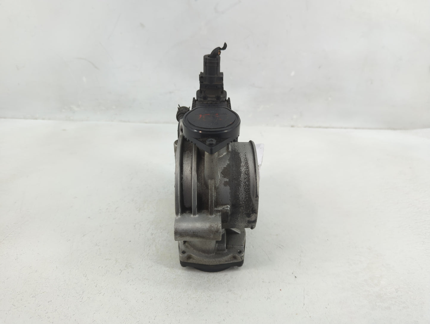 2006-2010 Kia Sedona Throttle Body P/N:35100-3C200 Fits Fits 2006 2007 2008 2009 2010 2011 2012 OEM Used Auto Parts - Oemuse
