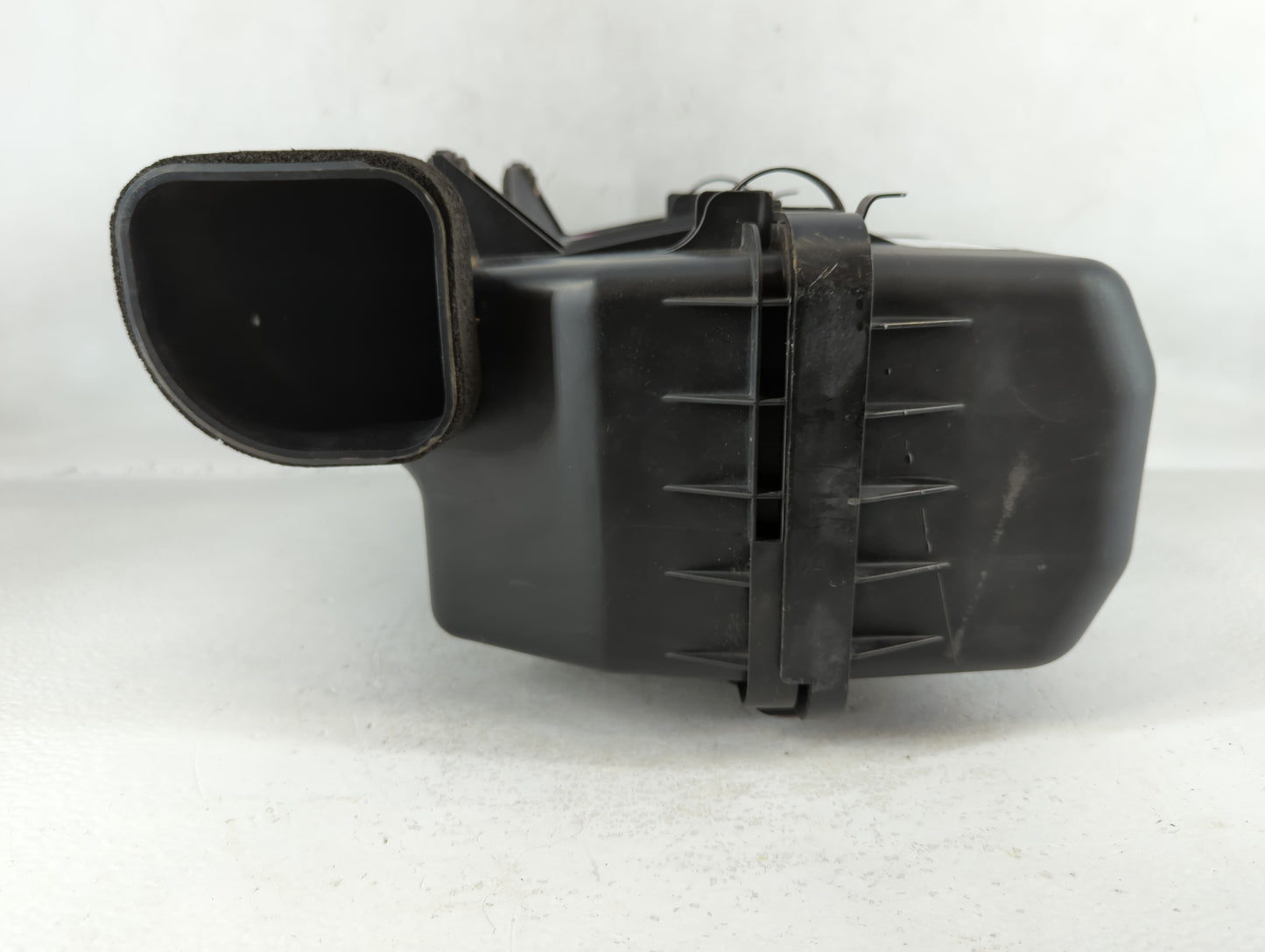2006-2014 Kia Sedona Air Cleaner Intake-duct Hose Tube - Oemusedautoparts1.com