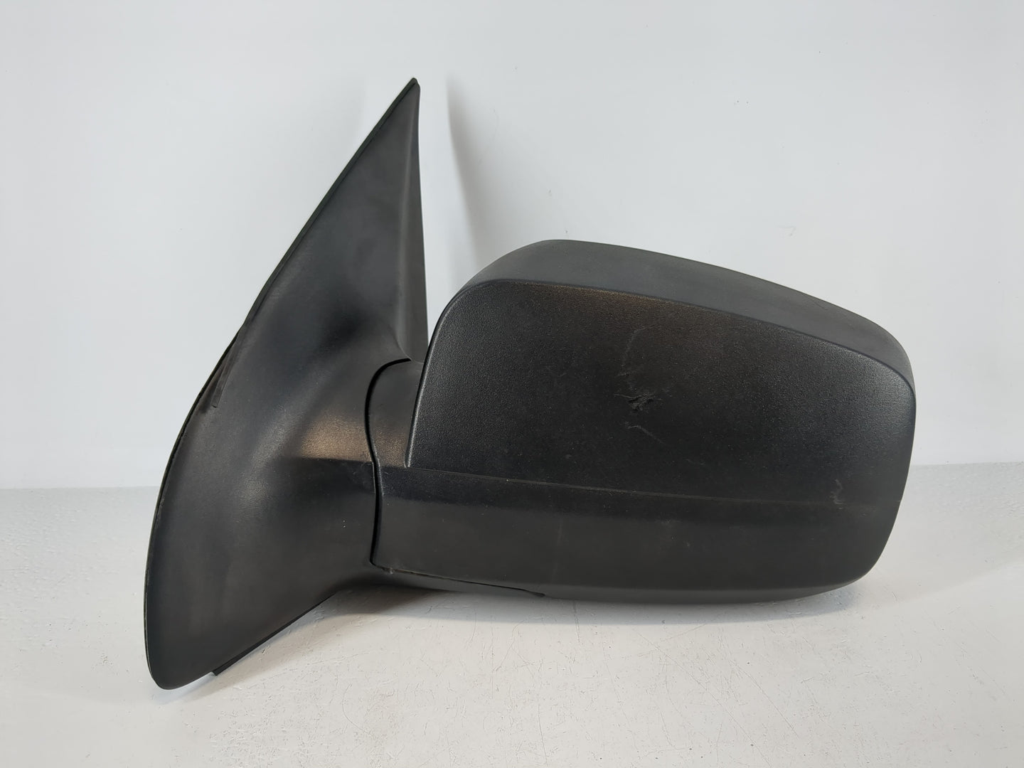 2003-2009 Kia Sorento Passenger Right Side View Manual Door Mirror Black - Oemusedautoparts1.com