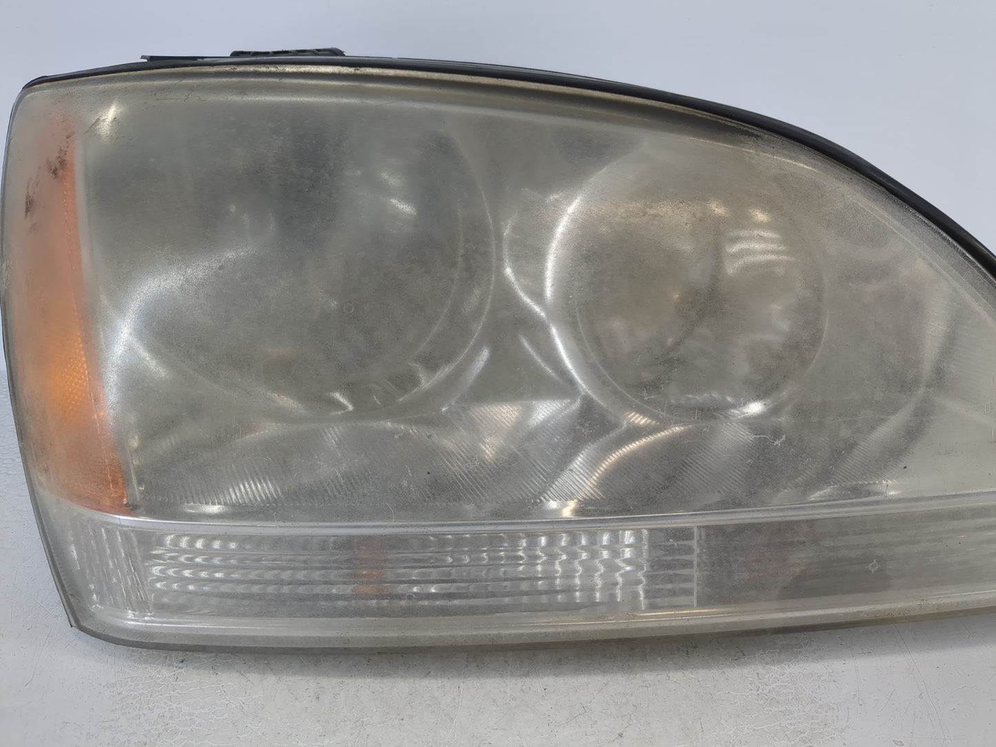 2005-2006 Kia Sorento Passenger Right Oem Head Light Headlight Lamp - Oemusedautoparts1.com
