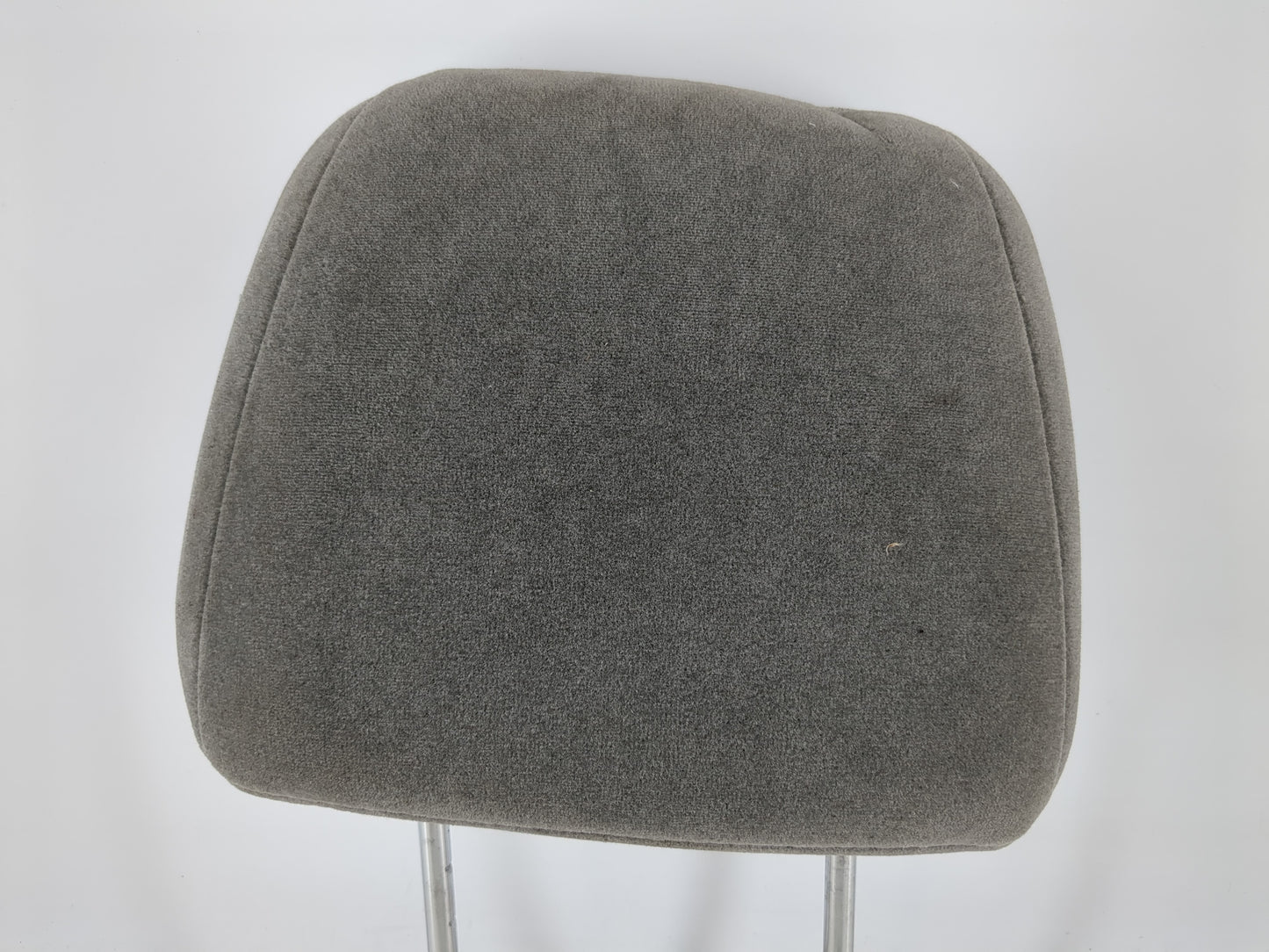2003-2006 Kia Sorento Headrest Head Rest Front Driver Passenger Seat Fits Fits 2003 2004 2005 2006 OEM Used Auto Parts - Oem