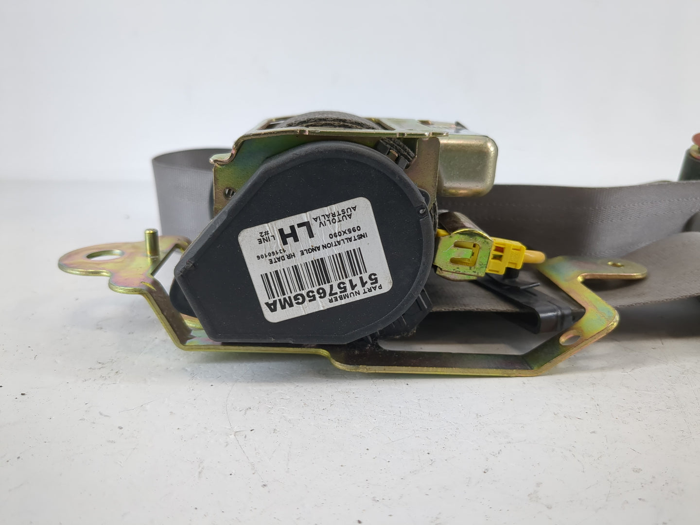 2003-2009 Kia Sorento Driver Seatbelt Buckle - Oemusedautoparts1.com