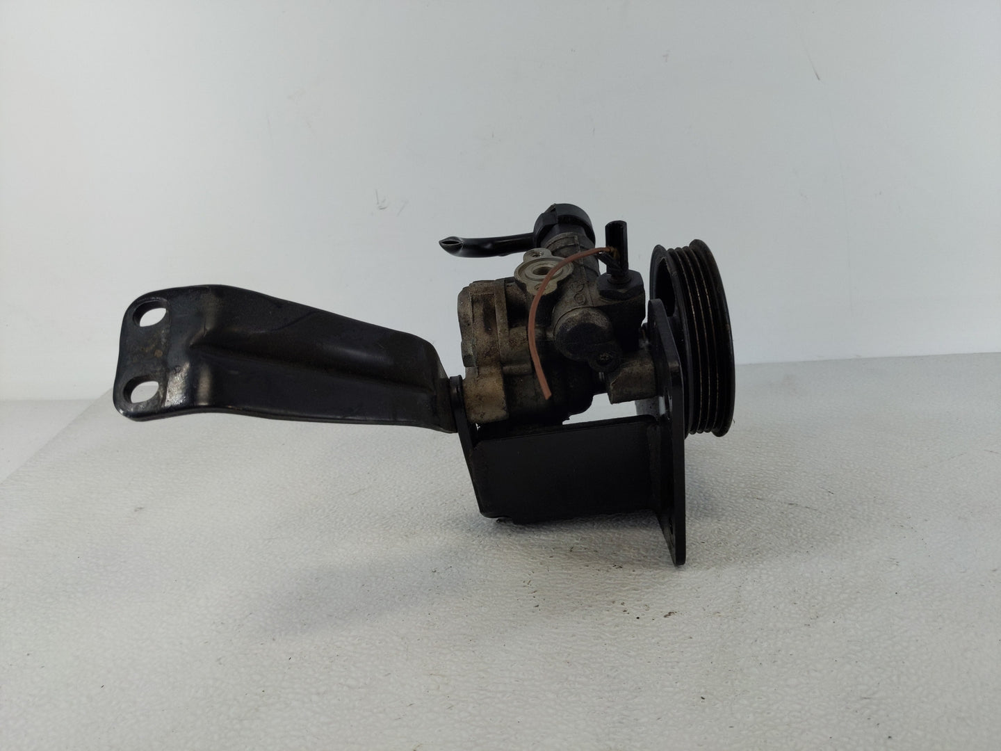 2003-2006 Kia Sorento Power Steering Column Pump Oem - Oemusedautoparts1.com