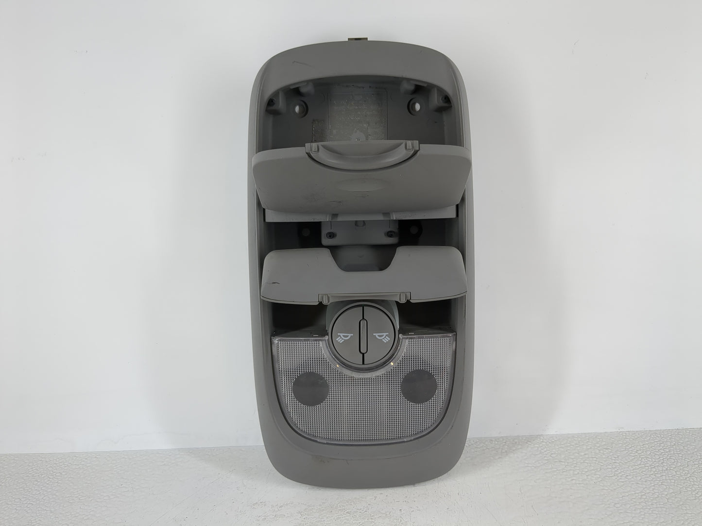 2006 Kia Sorento Overhead Roof Console Interior Dome Light - Oemusedautoparts1.com