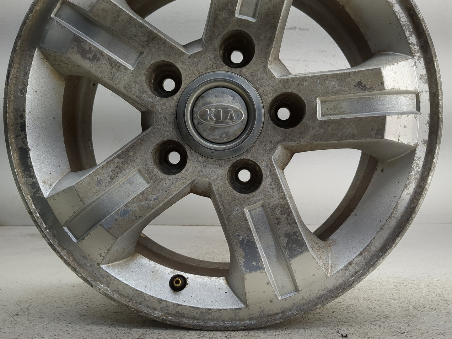 2003-2006 Kia Sorento Oem Wheel Rim - Oemusedautoparts1.com