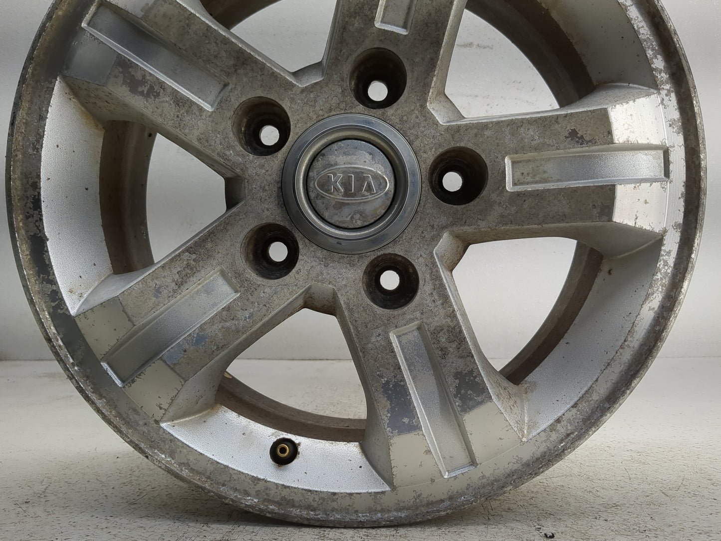 2003-2006 Kia Sorento Oem Wheel Rim - Oemusedautoparts1.com
