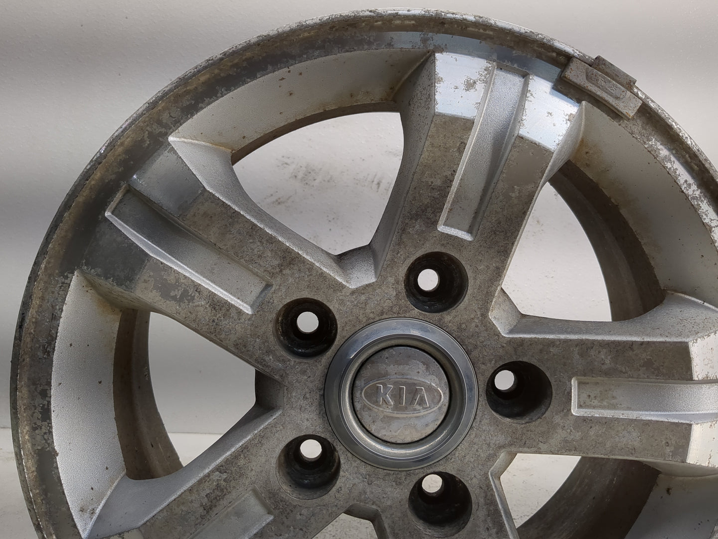 2003-2006 Kia Sorento Oem Wheel Rim - Oemusedautoparts1.com