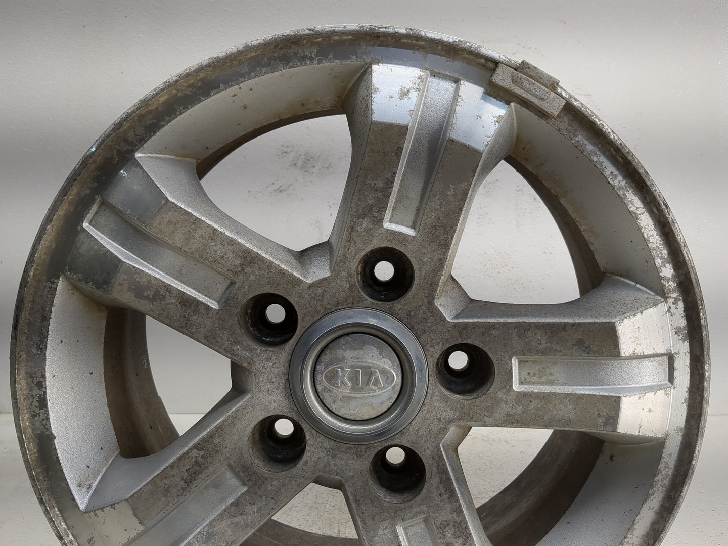 2003-2006 Kia Sorento Oem Wheel Rim - Oemusedautoparts1.com