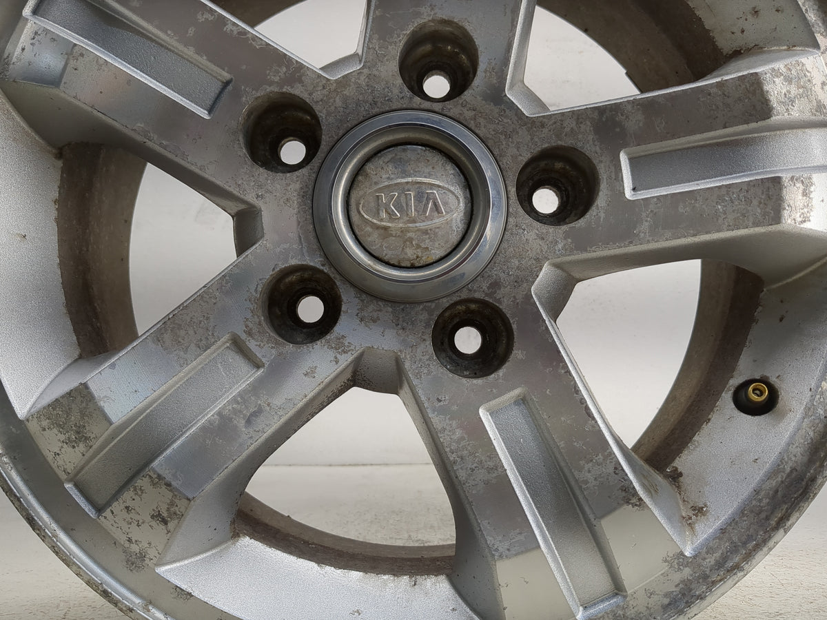 2003-2006 Kia Sorento Oem Wheel Rim 1120242 - Oemusedautoparts1.com