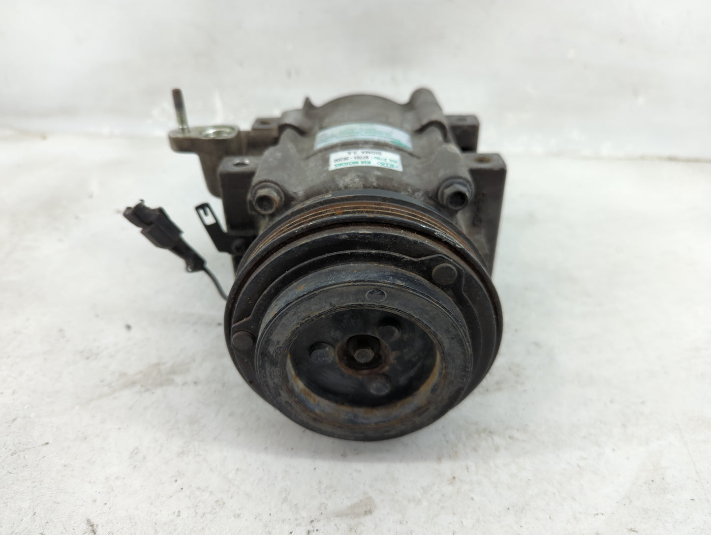 2003-2006 Kia Sorento Air Conditioning A/c Ac Compressor Oem - Oemusedautoparts1.com