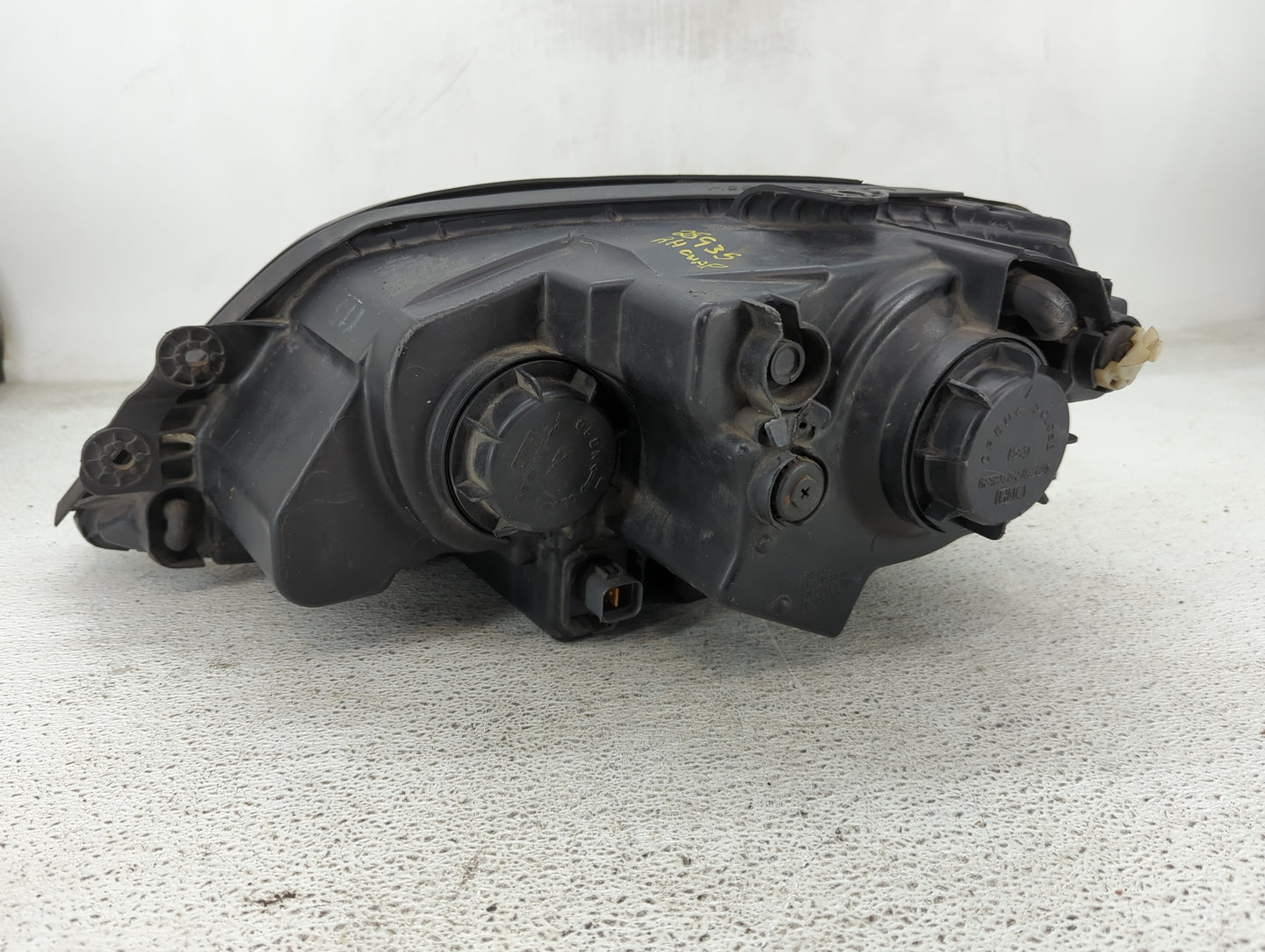 2005-2006 Kia Sorento Passenger Right Oem Head Light Headlight Lamp - Oemusedautoparts1.com