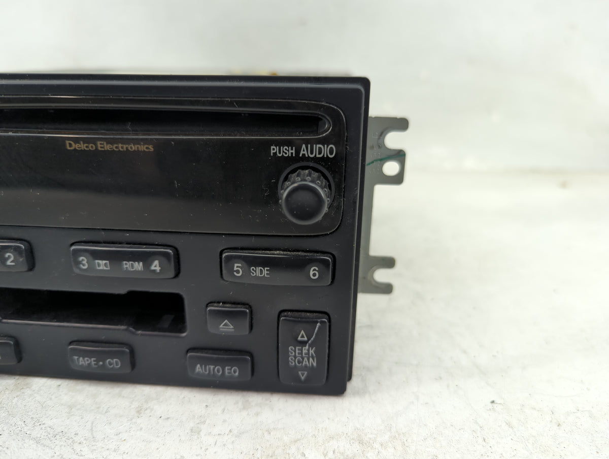 2003-2006 Kia Sorento Radio AM FM Cd Player Receiver Replacement P/N:96110-3E000 Fits Fits 2003 2004 2005 2006 OEM Used Auto
