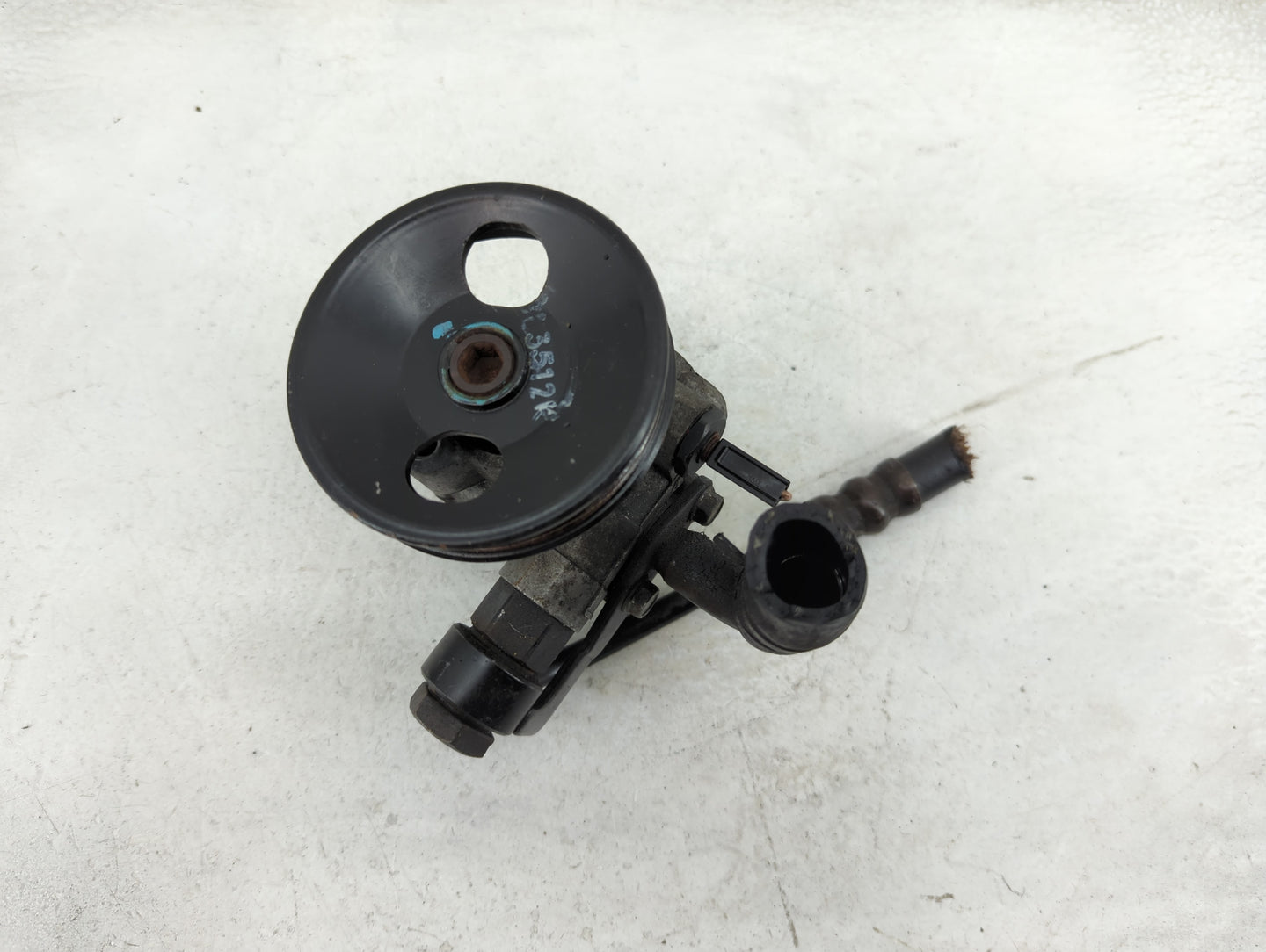 2003-2006 Kia Sorento Power Steering Column Pump Oem - Oemusedautoparts1.com