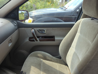 compare product 2006 Kia Sorento Front Right Passenger Interior Door Panel Trim