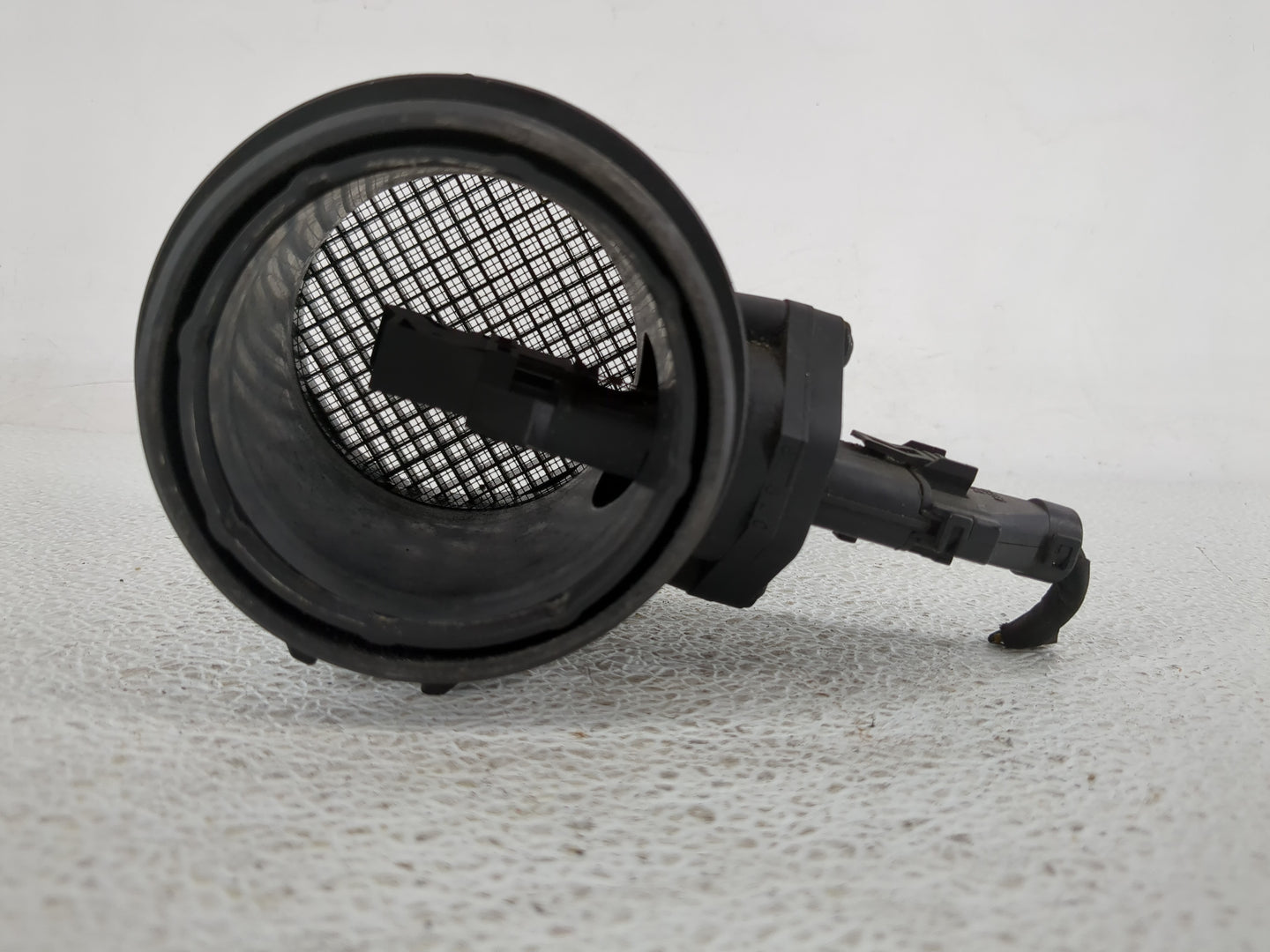 2003-2006 Kia Sorento Mass Air Flow Meter Maf - Oemusedautoparts1.com