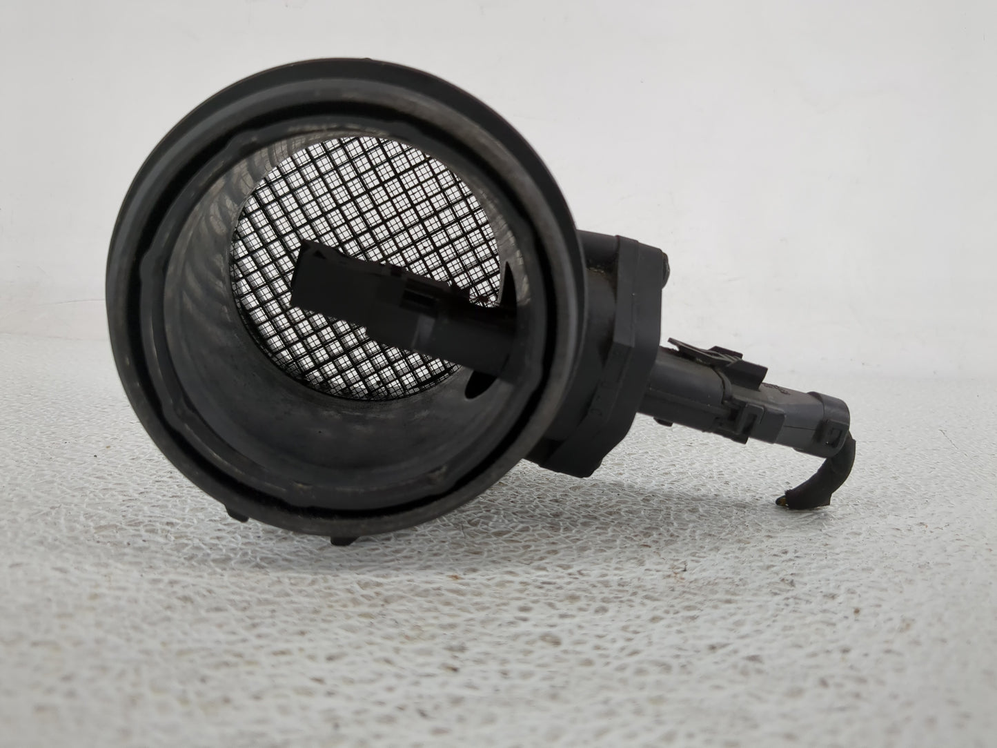 2003-2006 Kia Sorento Mass Air Flow Meter Maf - Oemusedautoparts1.com