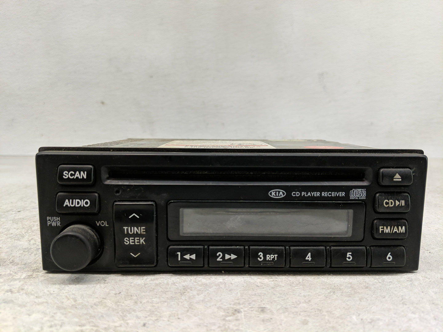 2003-2006 Kia Sorento Radio AM FM Cd Player Receiver Replacement P/N:96140-3E201 Fits Fits 2003 2004 2005 2006 OEM Used Auto