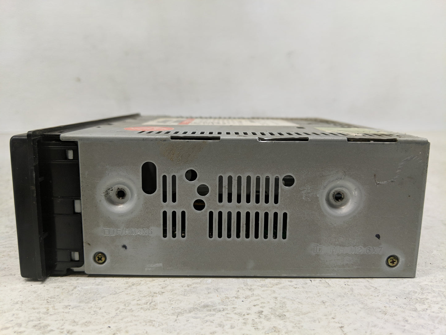 2003-2006 Kia Sorento Radio AM FM Cd Player Receiver Replacement P/N:96140-3E201 Fits Fits 2003 2004 2005 2006 OEM Used Auto