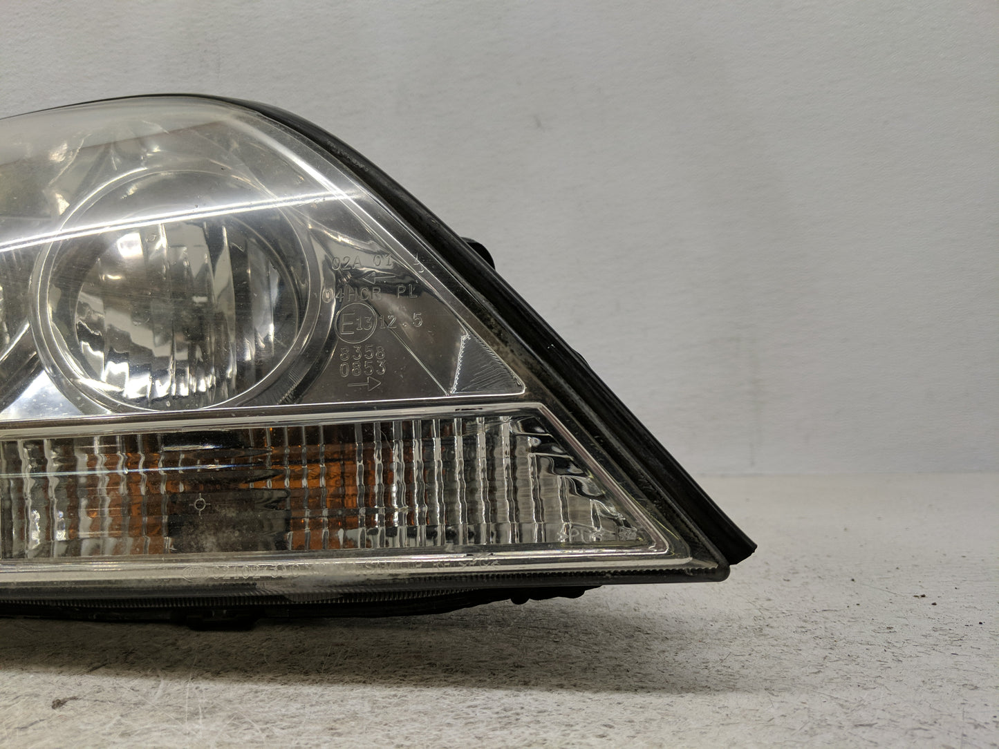 2003-2004 Kia Sorento Passenger Right Oem Head Light Headlight Lamp - Oemusedautoparts1.com