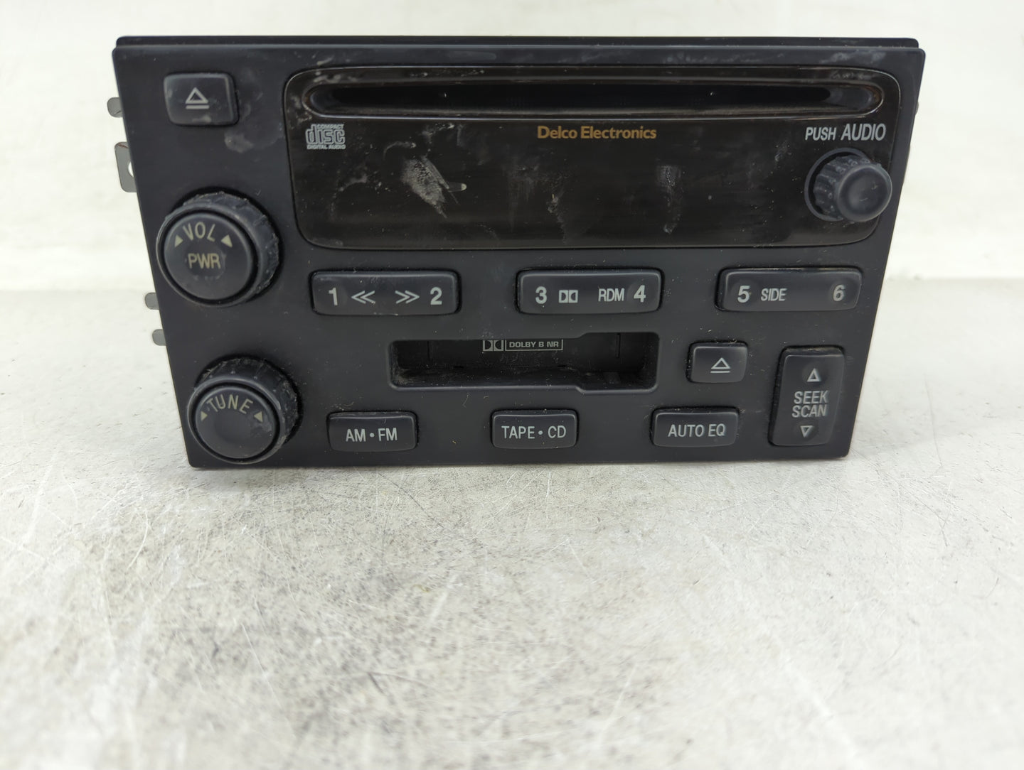 2003-2006 Kia Sorento Radio AM FM Cd Player Receiver Replacement P/N:28034992 96110-3E000 Fits Fits 2003 2004 2005 2006 OEM 