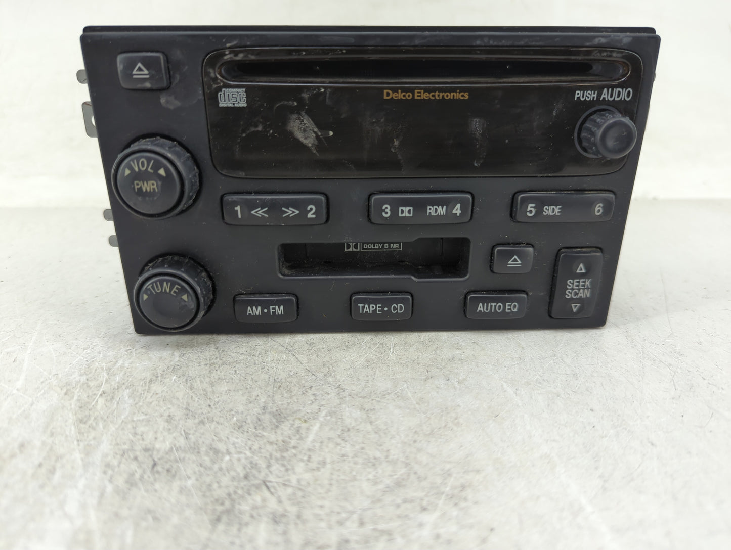 2003-2006 Kia Sorento Radio AM FM Cd Player Receiver Replacement P/N:28034992 96110-3E000 Fits Fits 2003 2004 2005 2006 OEM 