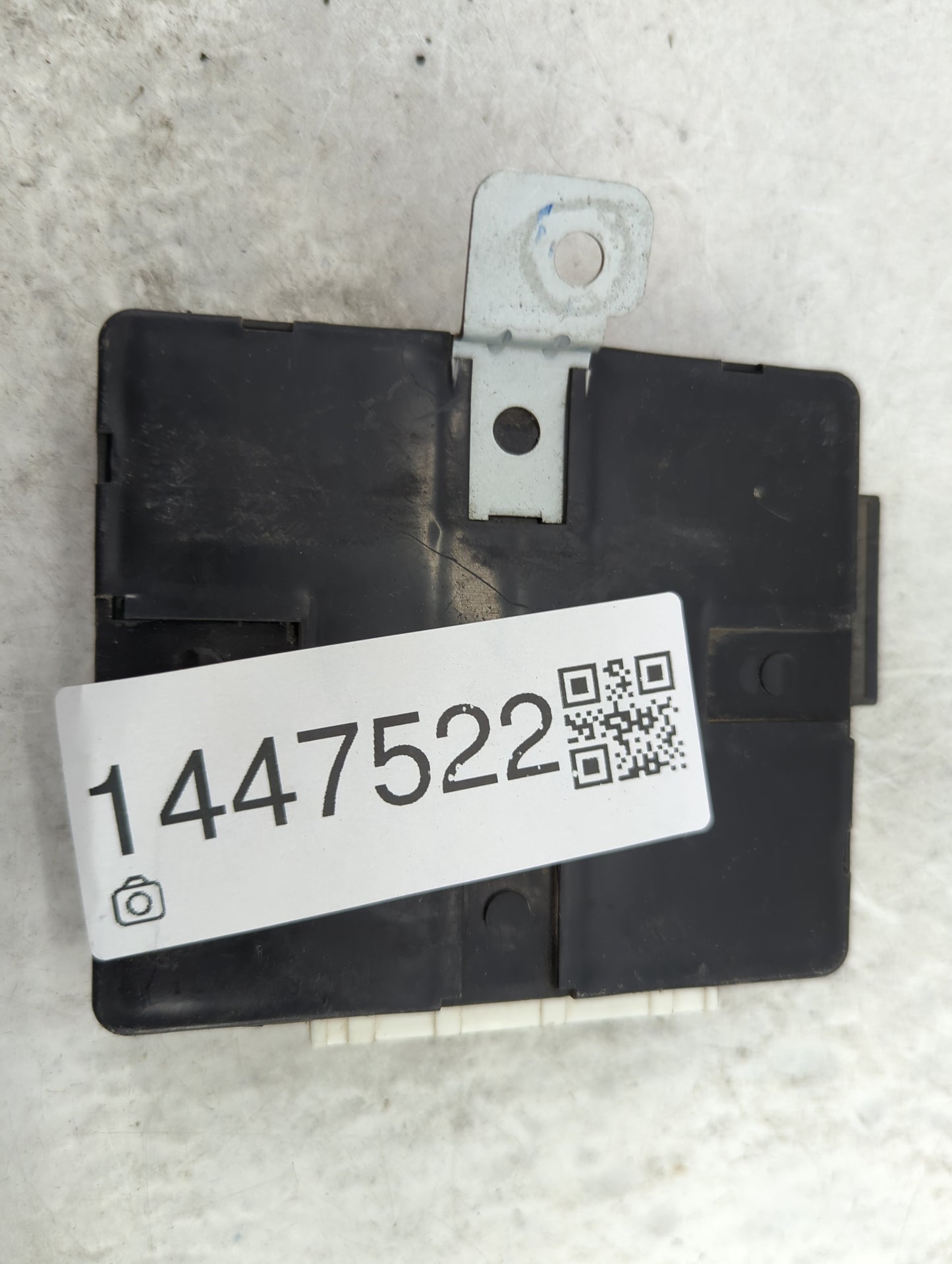 2005-2006 Kia Sorento Traction Control Module - Oemusedautoparts1.com