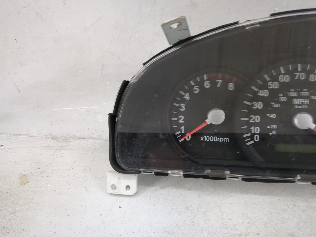 2005-2006 Kia Sorento Instrument Cluster Speedometer Gauges P/N:94001-3E062 Miles:105K Fits Fits 2005 2006 OEM Used Auto Par