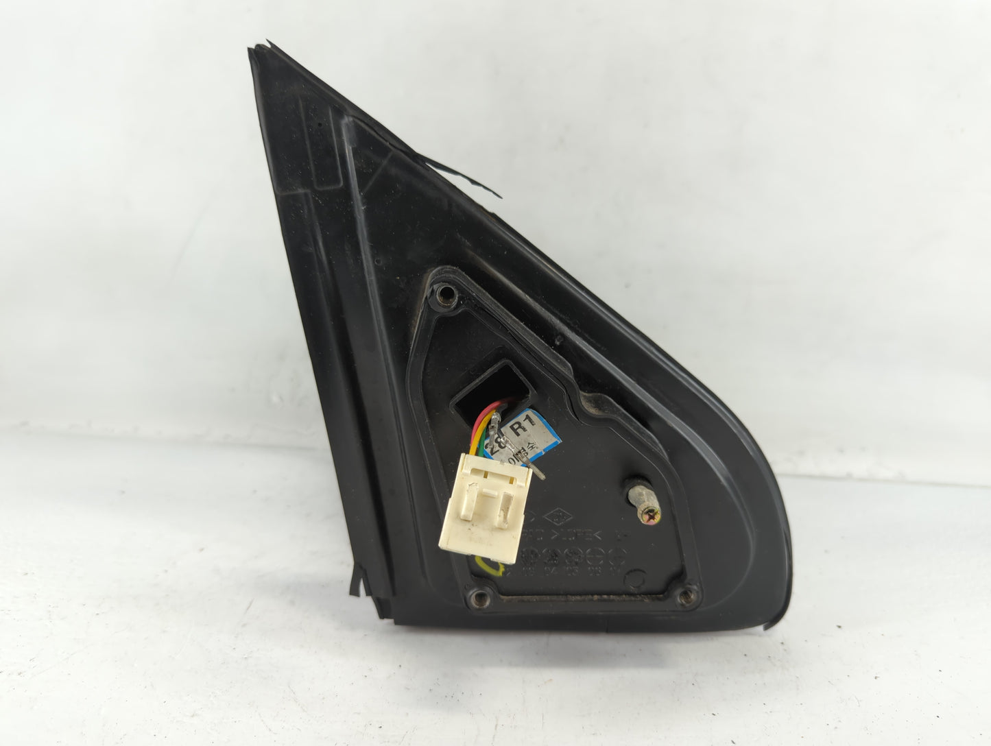 2003-2009 Kia Sorento Driver Side View Mirror - Left Door Mirror OEM Used - Oemusedautoparts1.com