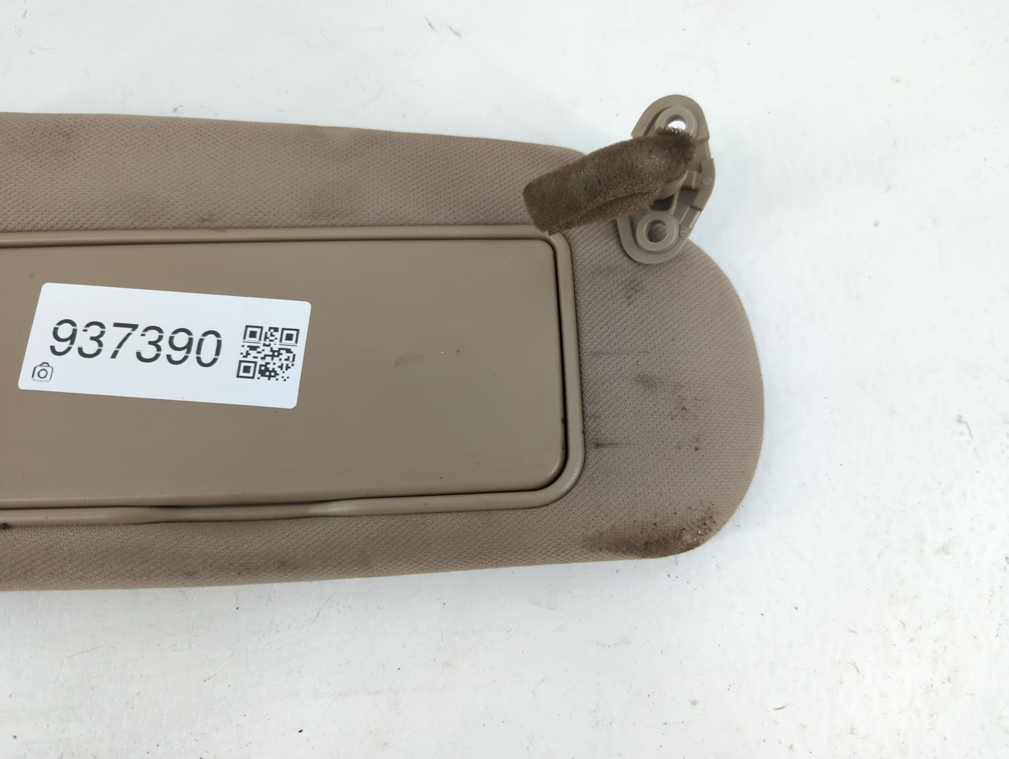 2005-2007 Kia Sorento Sun Visor Shade Replacement Driver Left Mirror Fits Fits 2005 2006 2007 OEM Used Auto Parts - Oemuseda